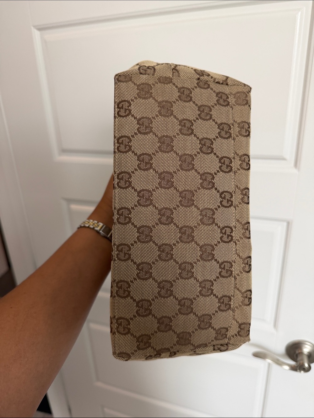 Gucci GG Canvas Shoulder Bag - Picture 6 of 10